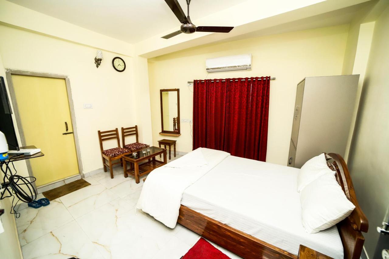 Rishika Guest House And Banquet Calcutta Exteriör bild