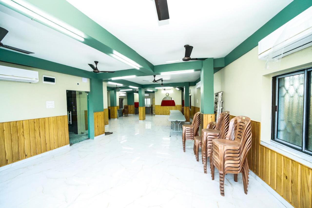 Rishika Guest House And Banquet Calcutta Exteriör bild