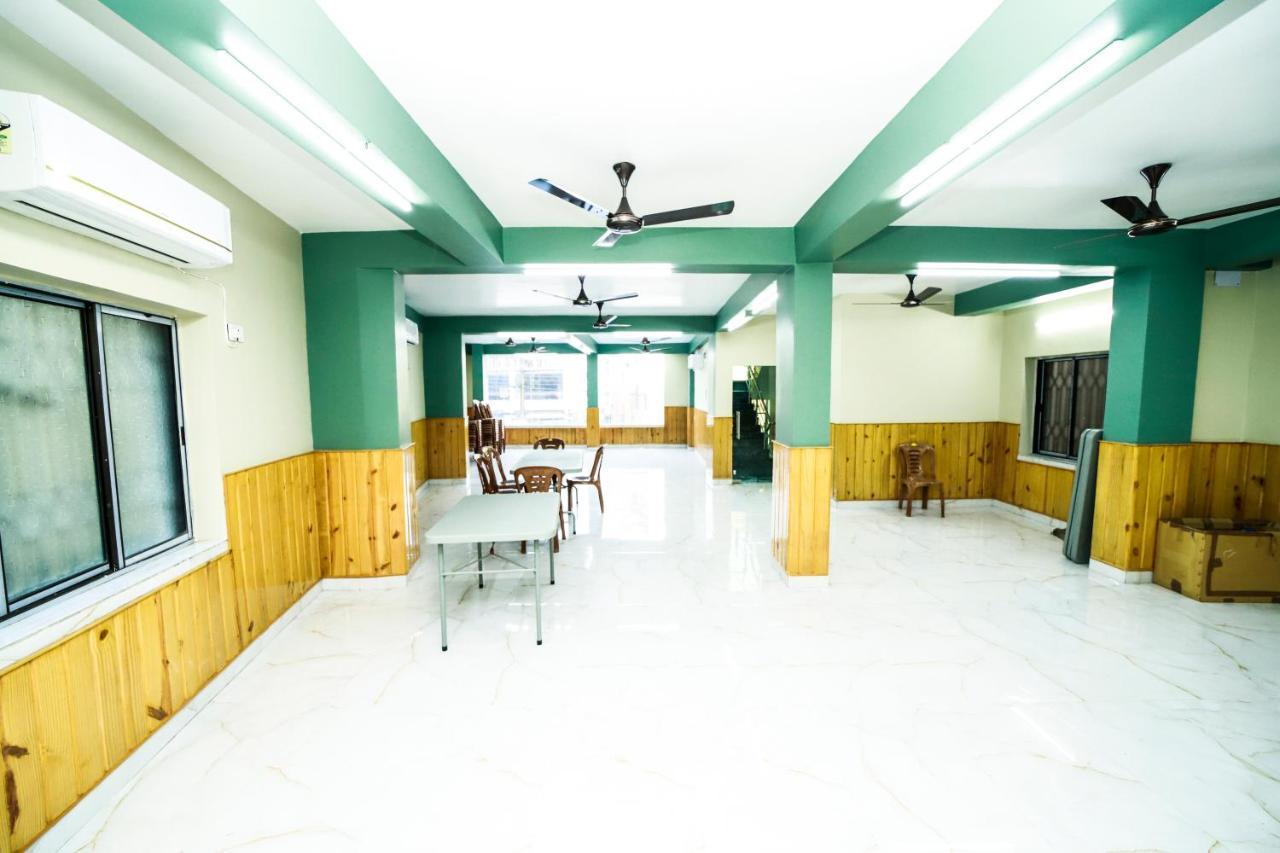 Rishika Guest House And Banquet Calcutta Exteriör bild